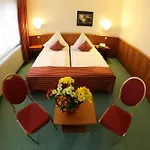 Hotel Sittardsberg 3*