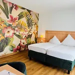 Hotel Sittardsberg 3*