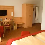 Hotel Sittardsberg 3*