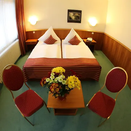 فندق Sittardsberg 3*